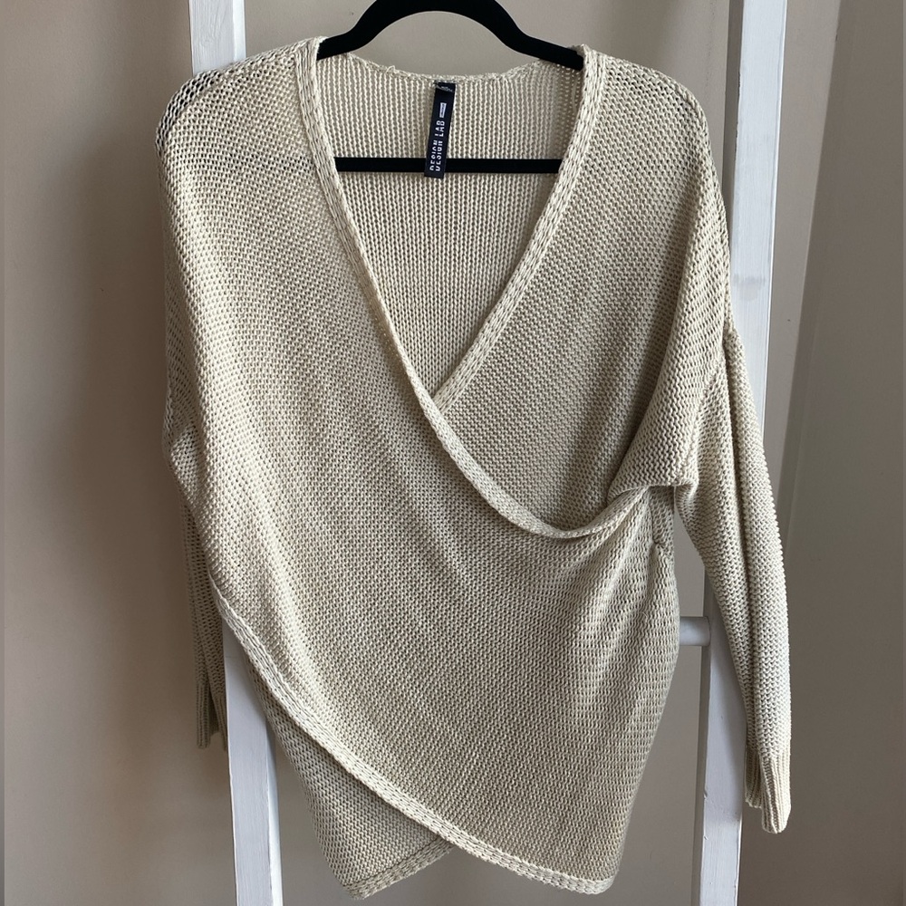 DESIGN LAB Lord & Taylor Cross front knit sweater